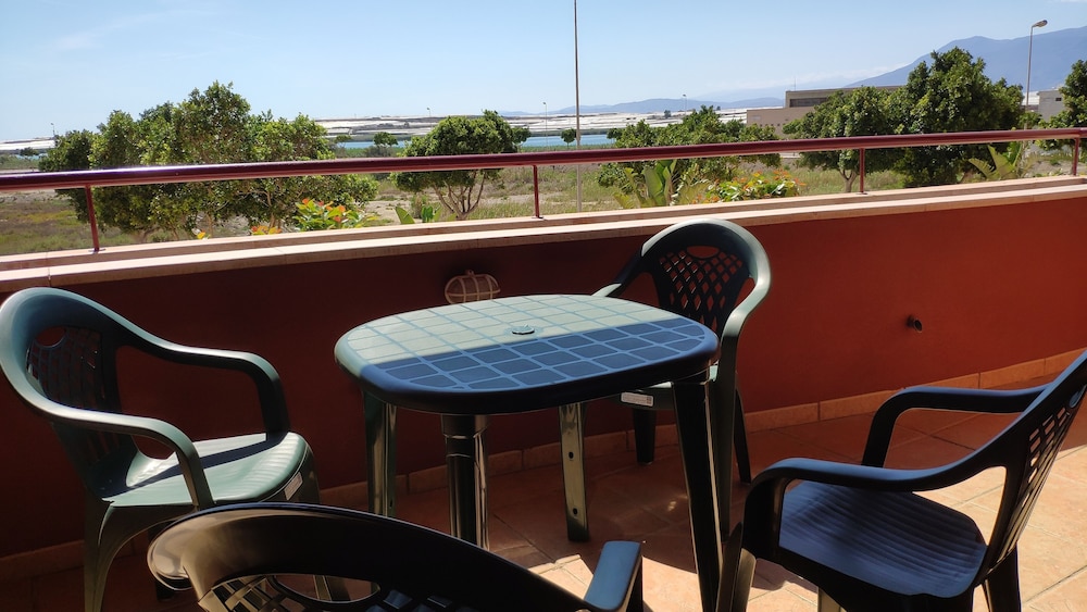 Appartamento con 2 Camere da Letto e Piscina, Foto 13