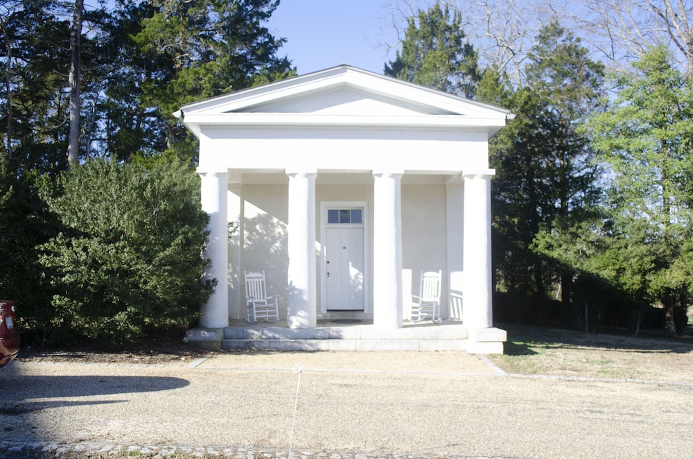 Room (Mansionette) - Photo 3
