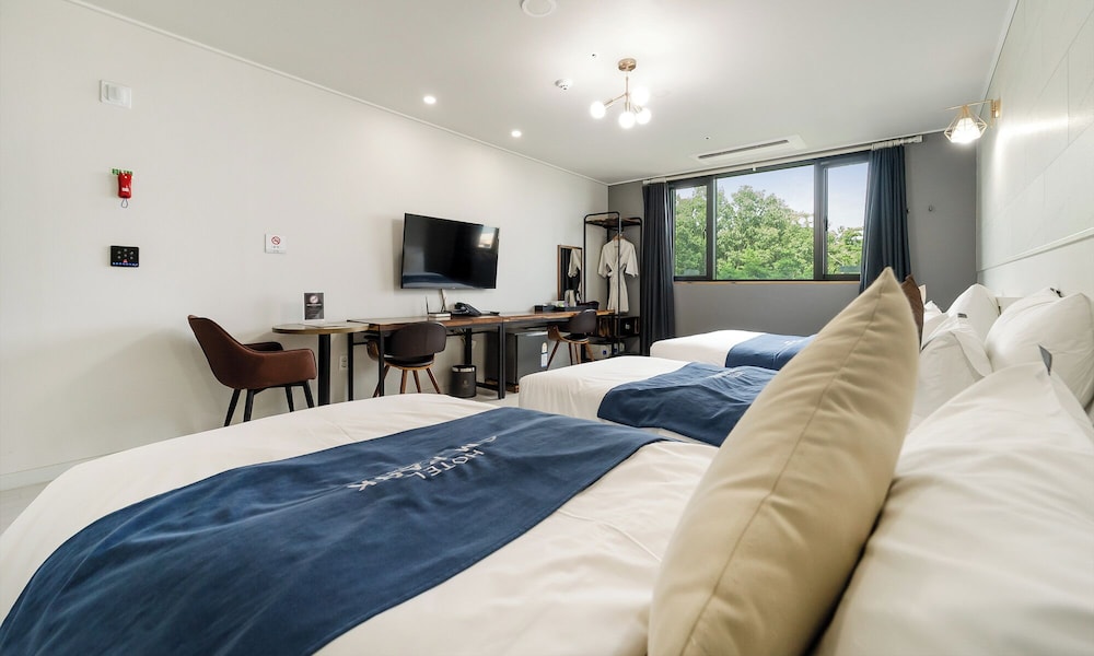 Superior Triple Room - Photo 7