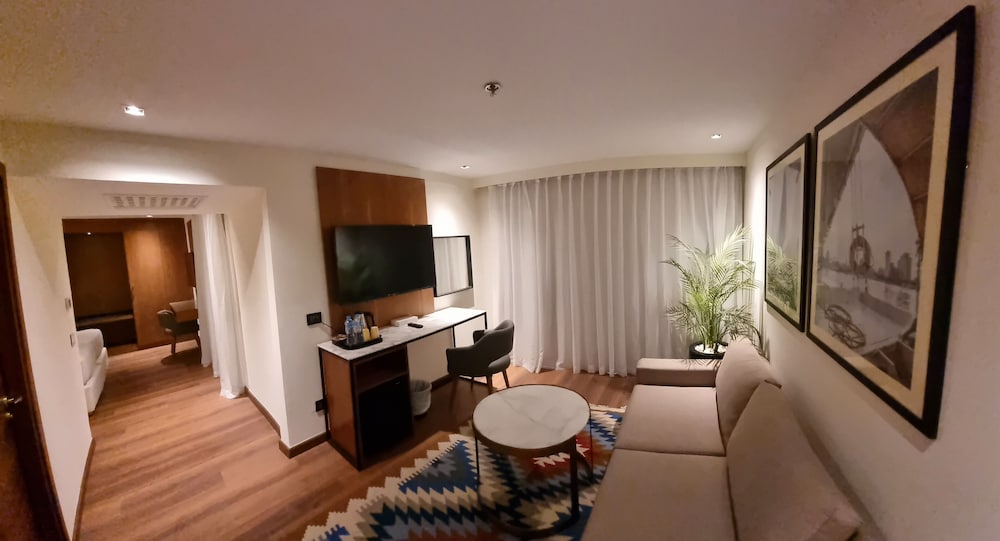 Executive Room, Balcony