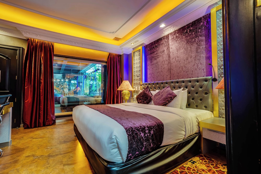 Poolbar Junior Suite - Photo 1