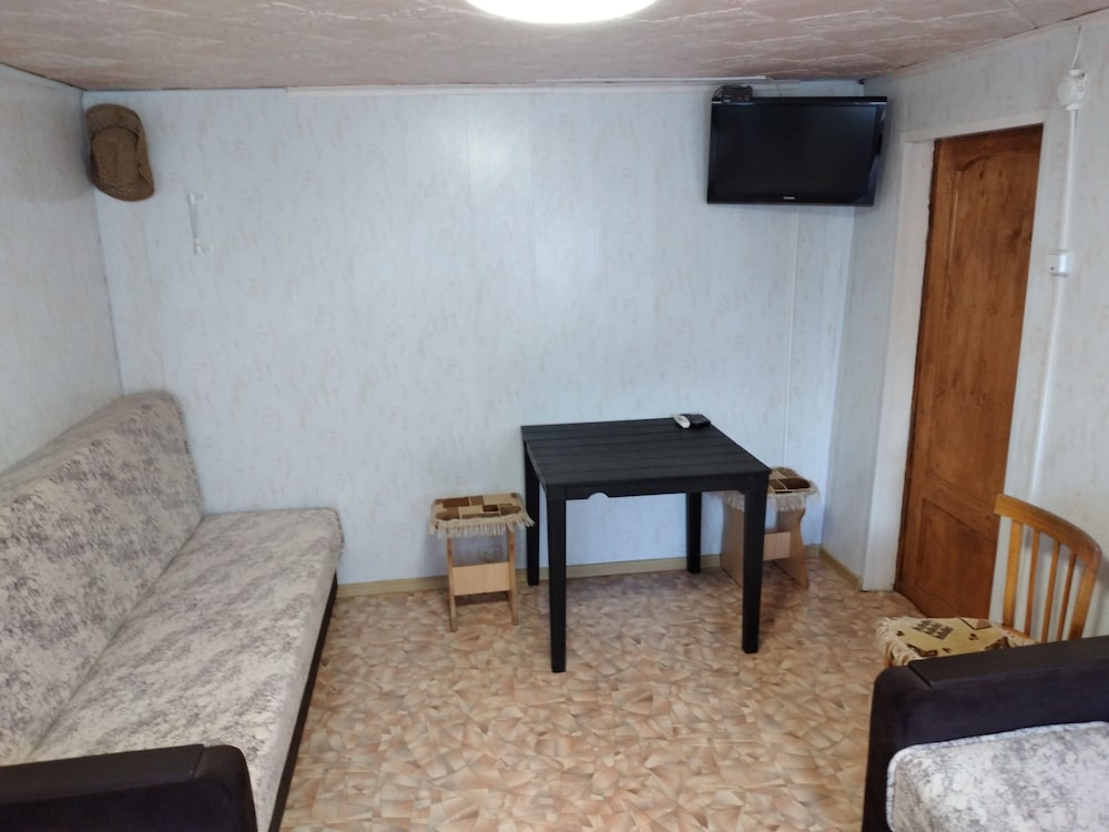 House, 1 Bedroom photo 2