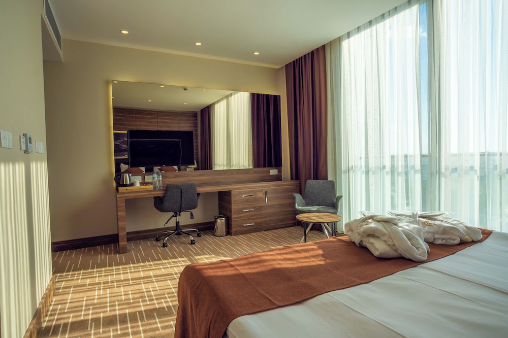 Superior Room, City View photo 3