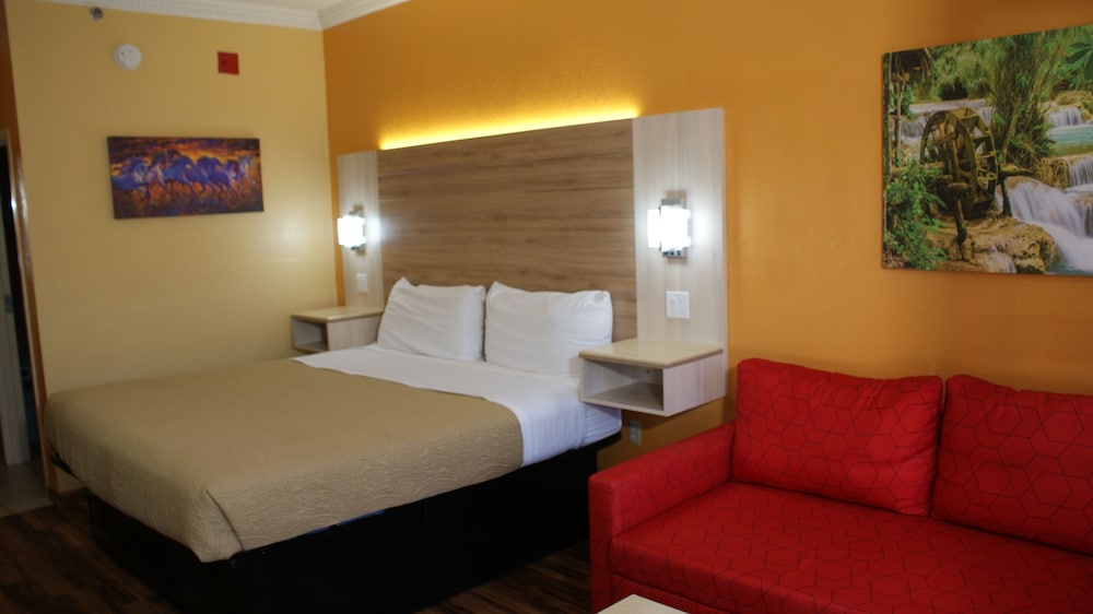 Room, 1 King Bed, Accessible, Non Smoking - Photo 1