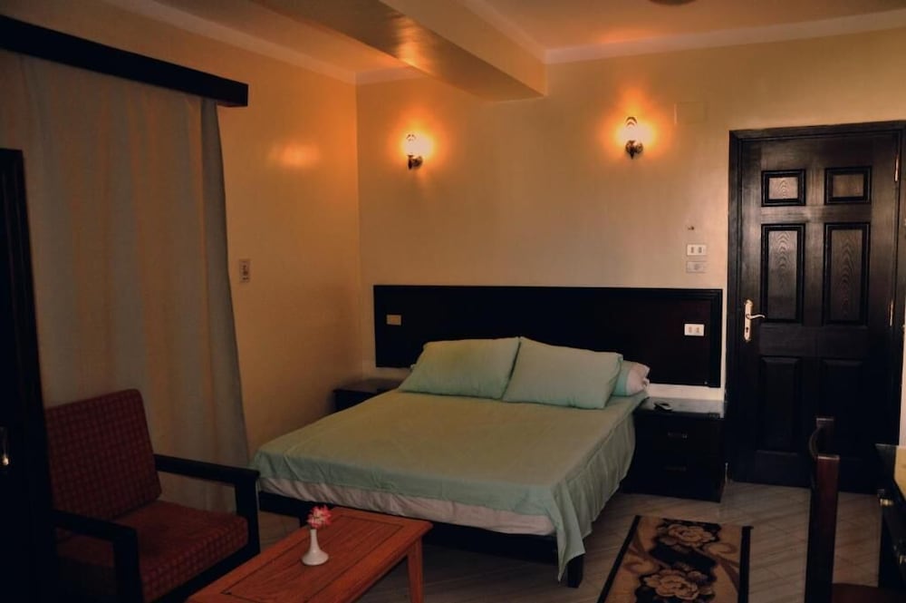 Classic Twin Room