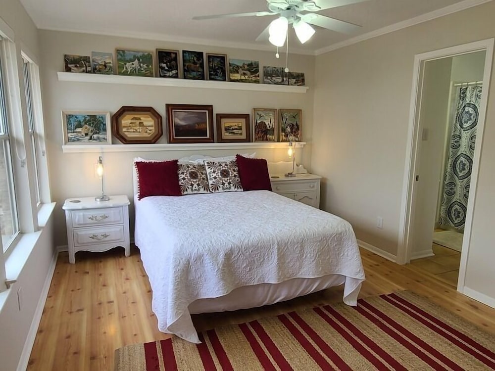 Family House, 3 Bedrooms, Kitchen, Valley View photo 1