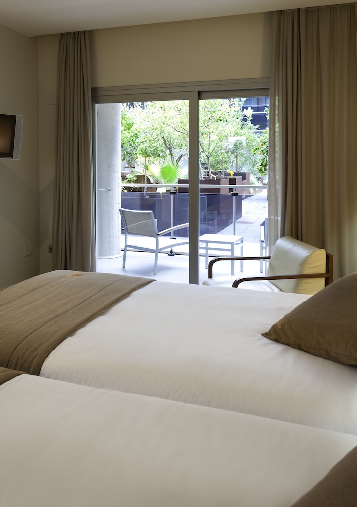 Double Room (Spa access)