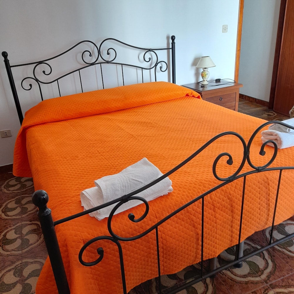 Double Room, Non Smoking, City View photo 1
