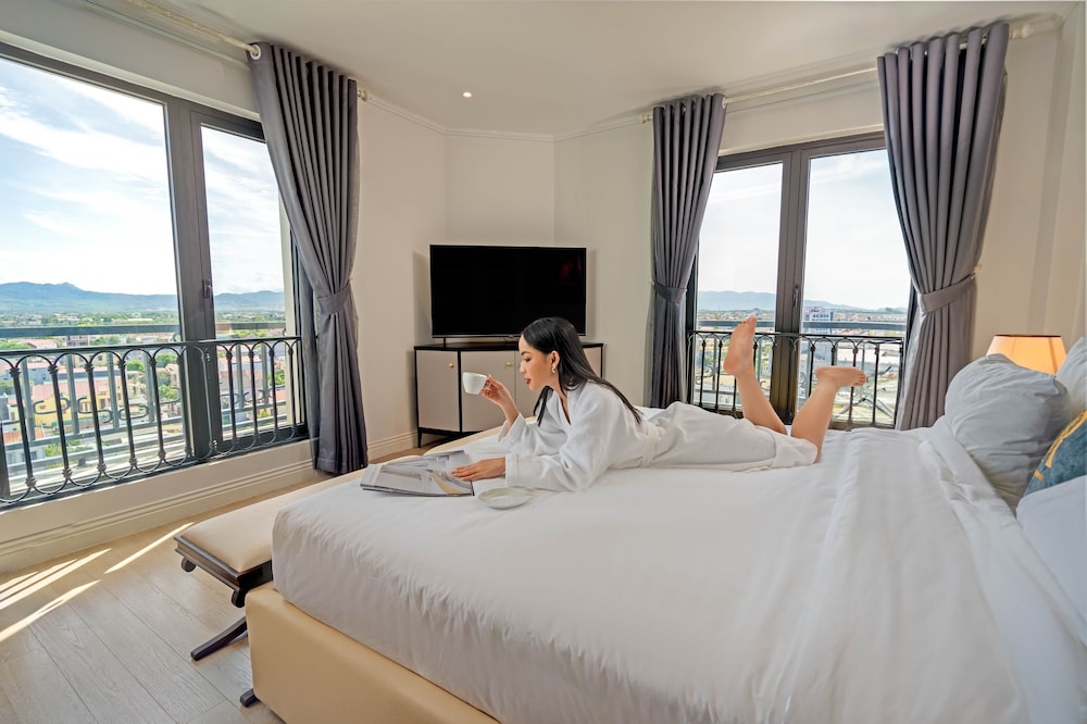 Grand Suite - Photo 1