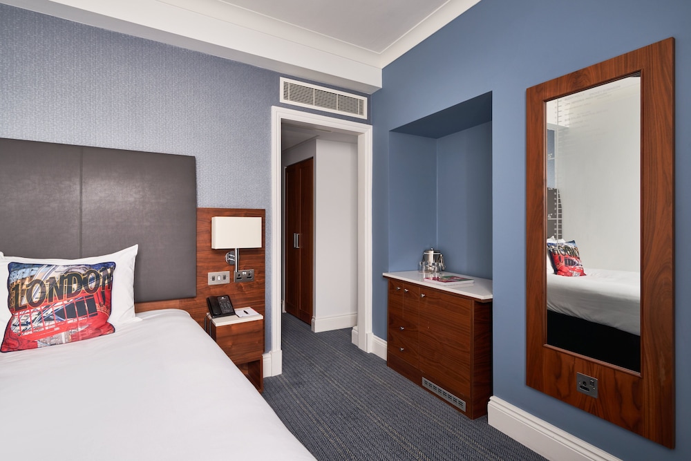 Classic Single Room