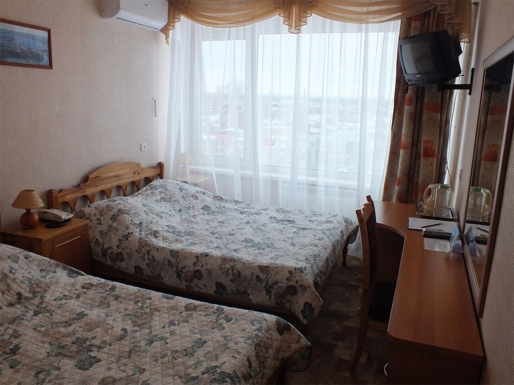 Economy Twin Room photo 3