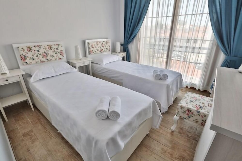 Standard Twin Room photo 1