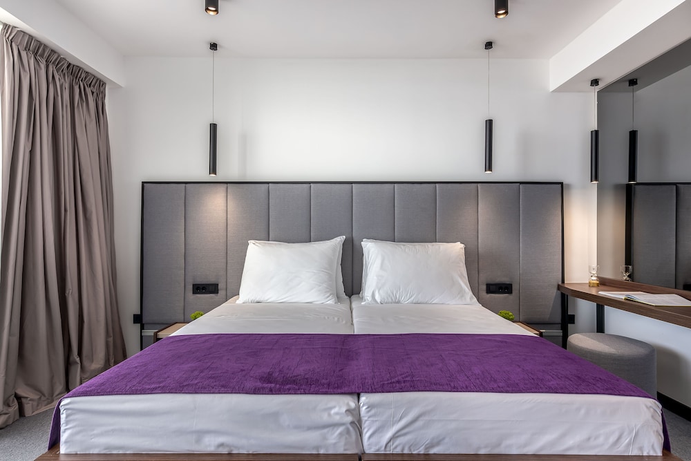 Standard Twin Room photo 3