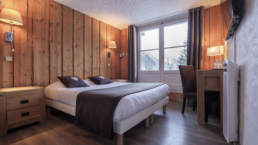 Superior Double Room (Mont Blanc) - Photo 2