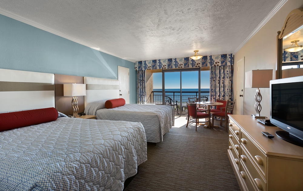 Oceanfront 2 Queen Room - Photo 1