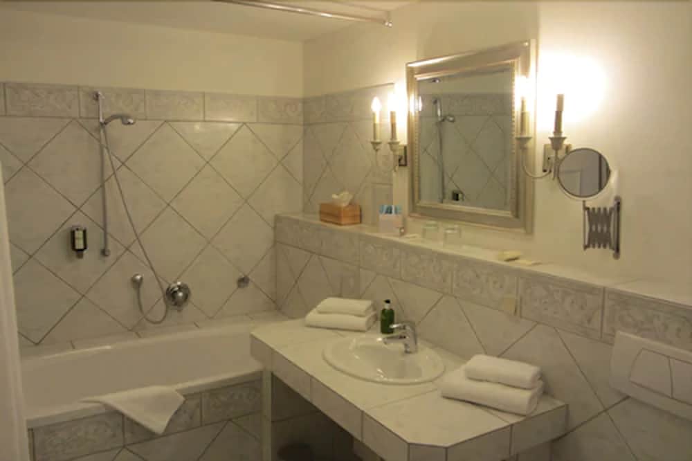 Comfort Double Room, Park View photo 2