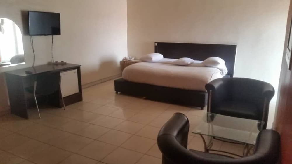 Deluxe Room (Royal)