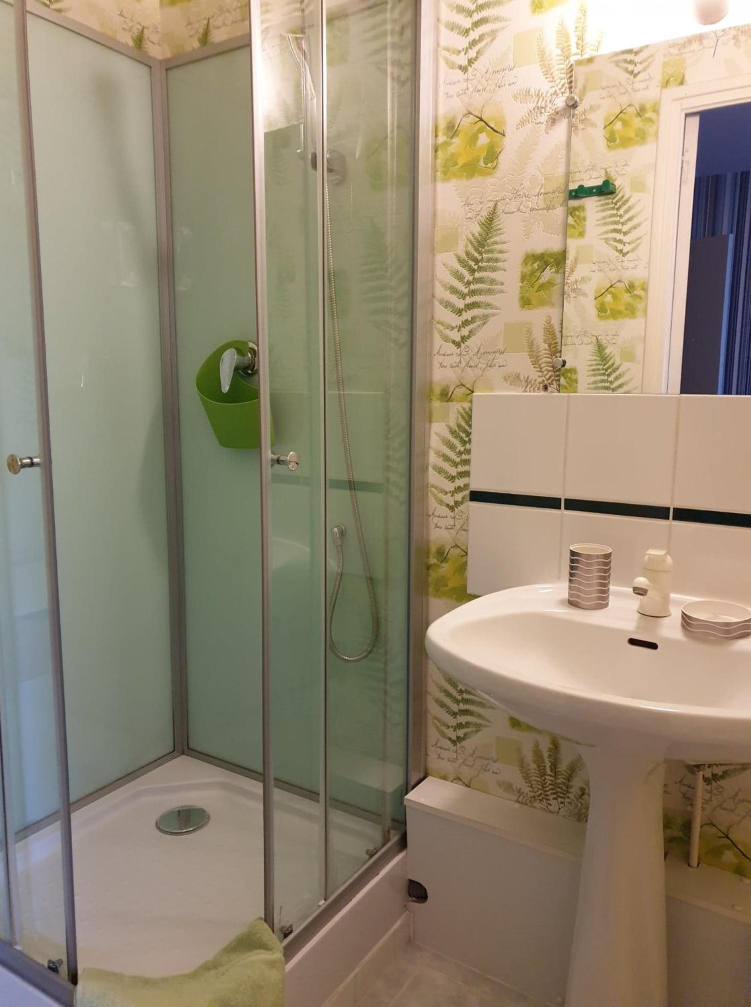 Double Room - Photo 1