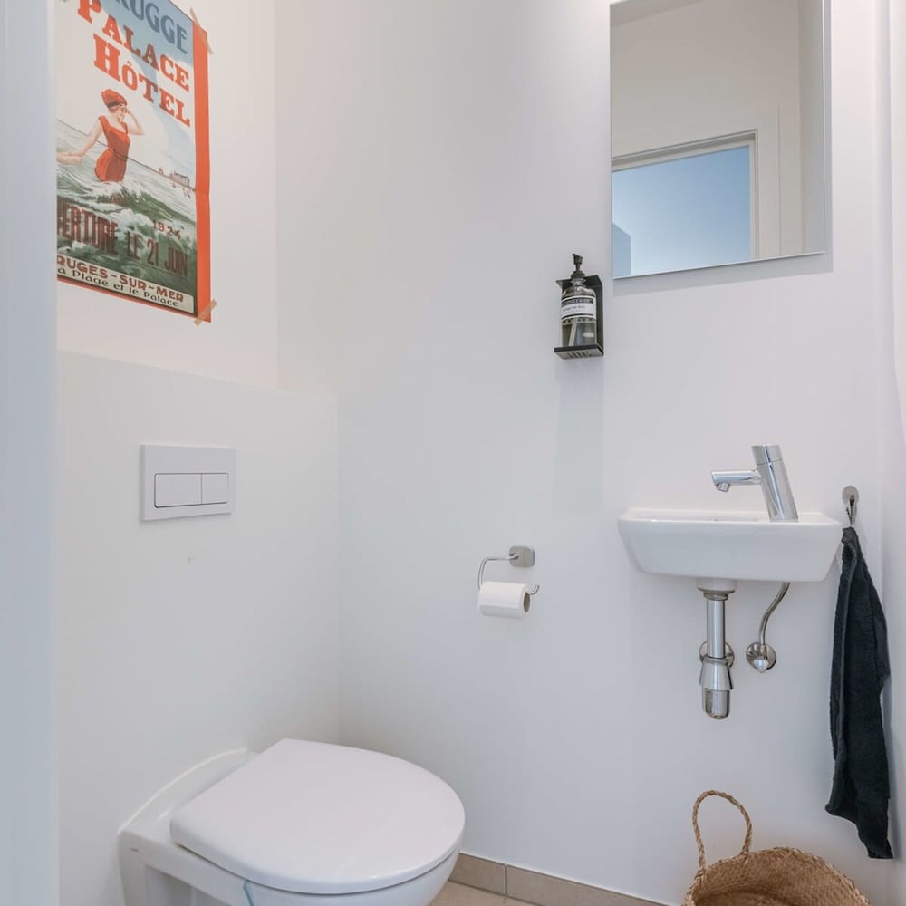 Apartment With View of the Port of Zeebrugge, 写真 11
