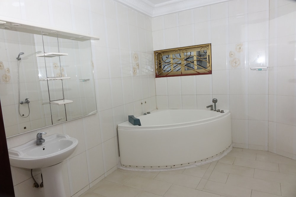 Basic Room photo 2