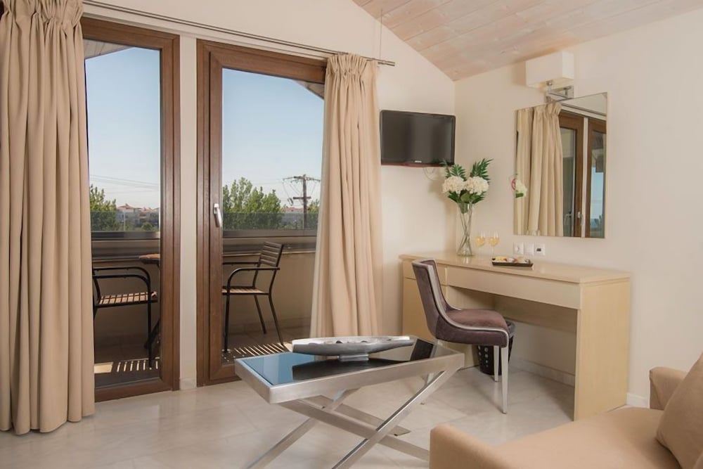 Superior Room (Inland View) photo 3