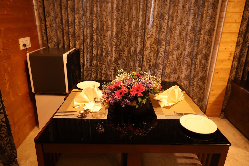 Superior Suite - Photo 6