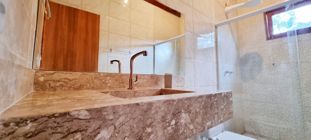 Deluxe Chalet, 1 Bedroom, Hot Tub photo 2