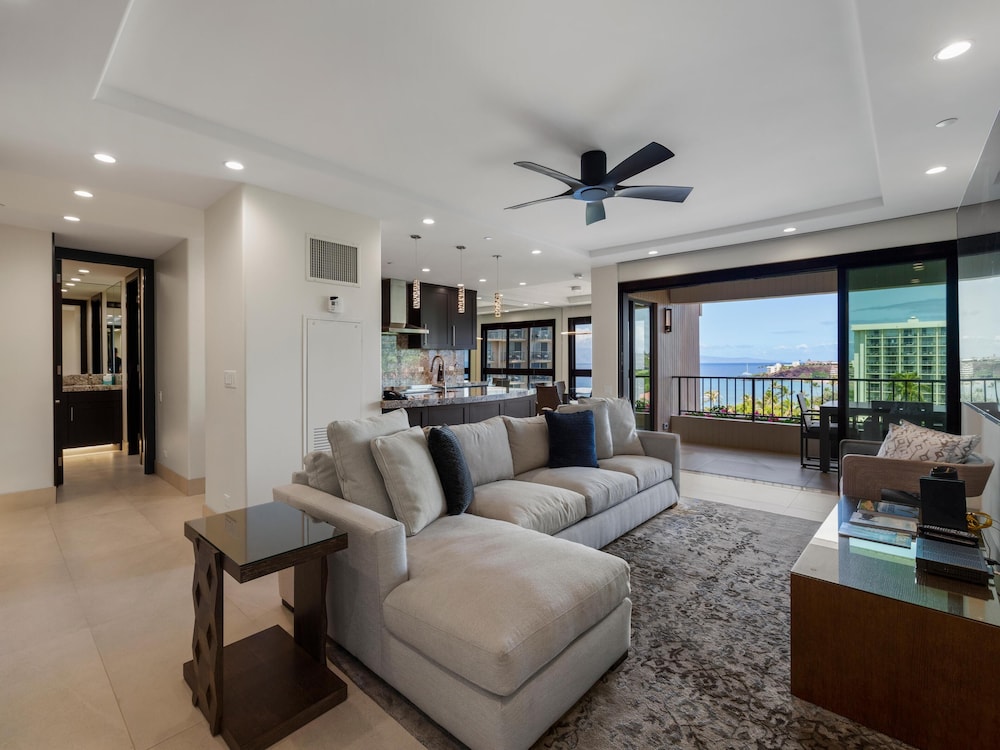 Condo, 2 Bedrooms, Ocean View (1103)