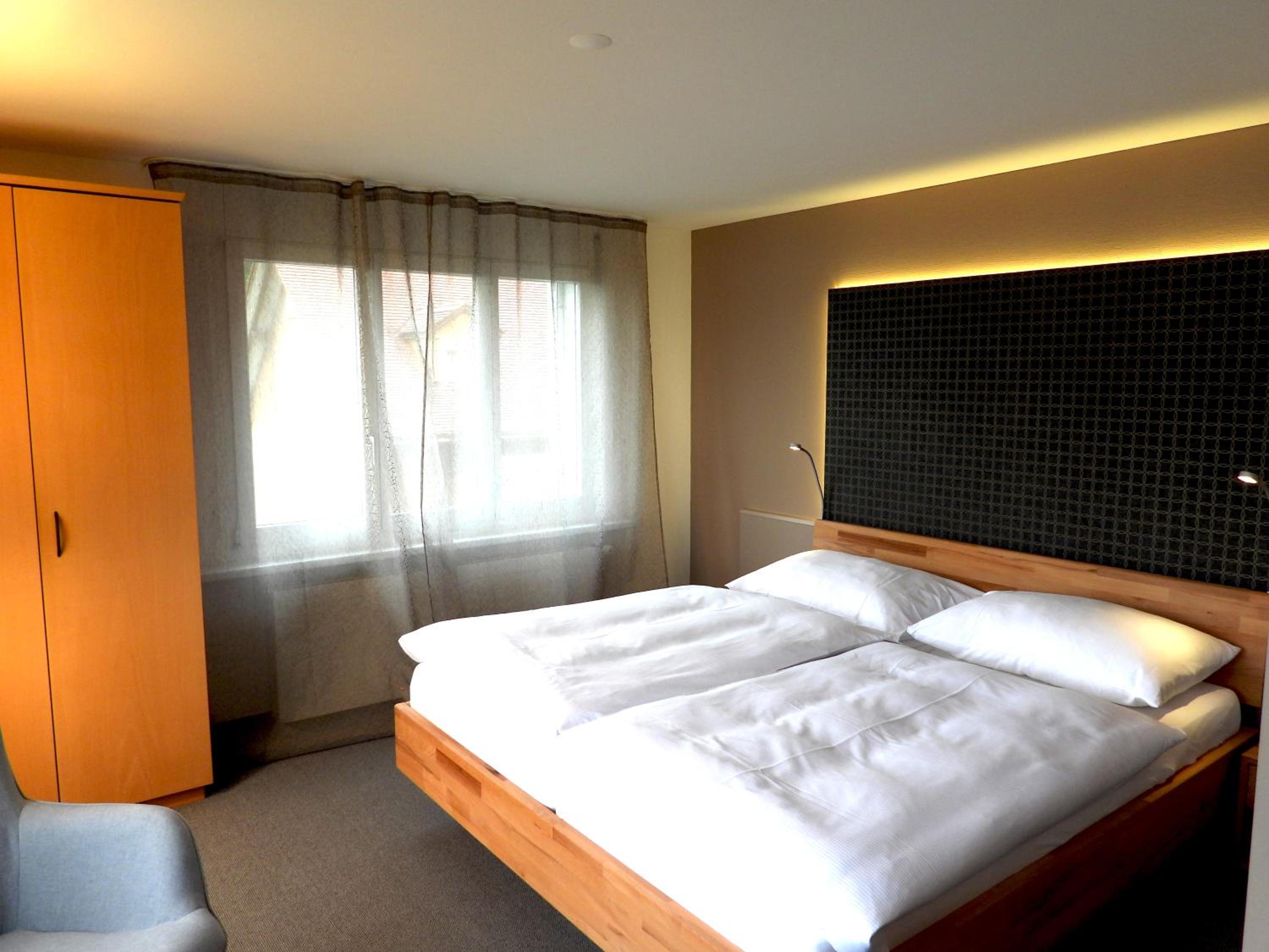 Double Room with Lake View - Photo 1