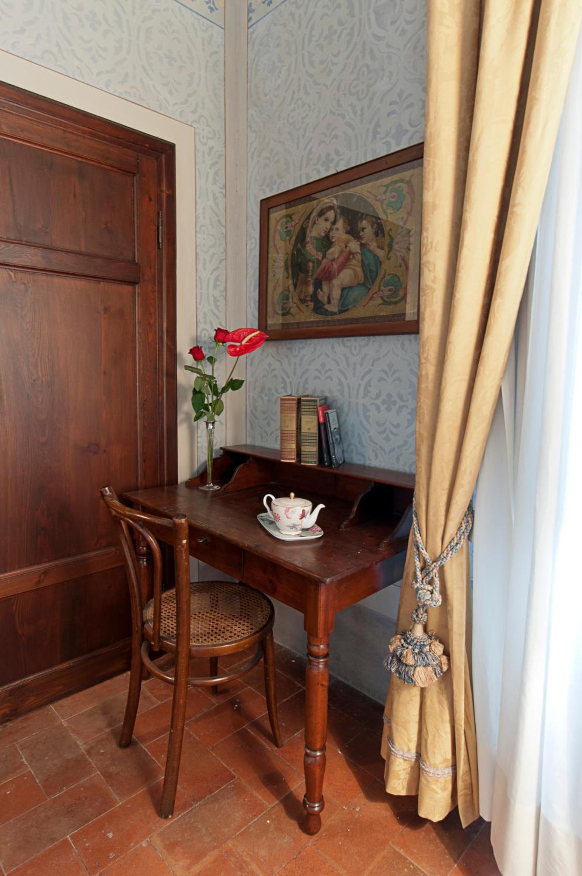 Classic Triple Room photo 2