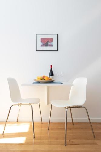 Studio Apartment - Photo 5