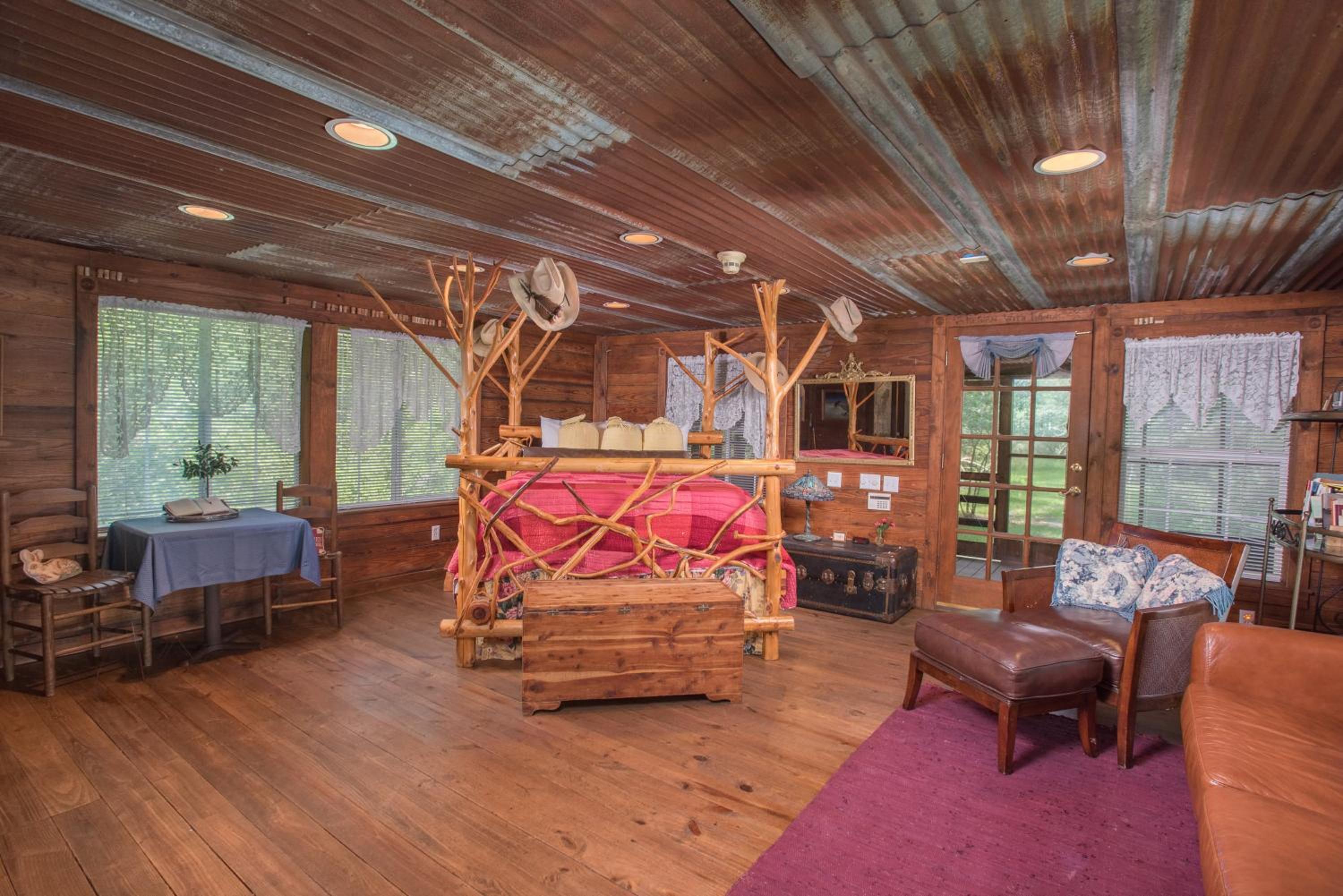 Deluxe Queen Room photo 1