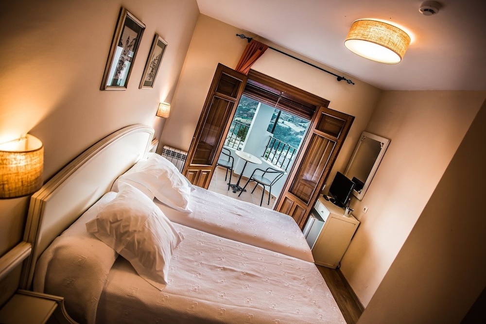 Superior Double Room, Balcony photo 2