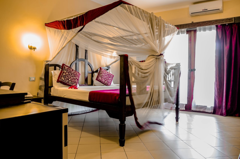 Room, Oceanfront