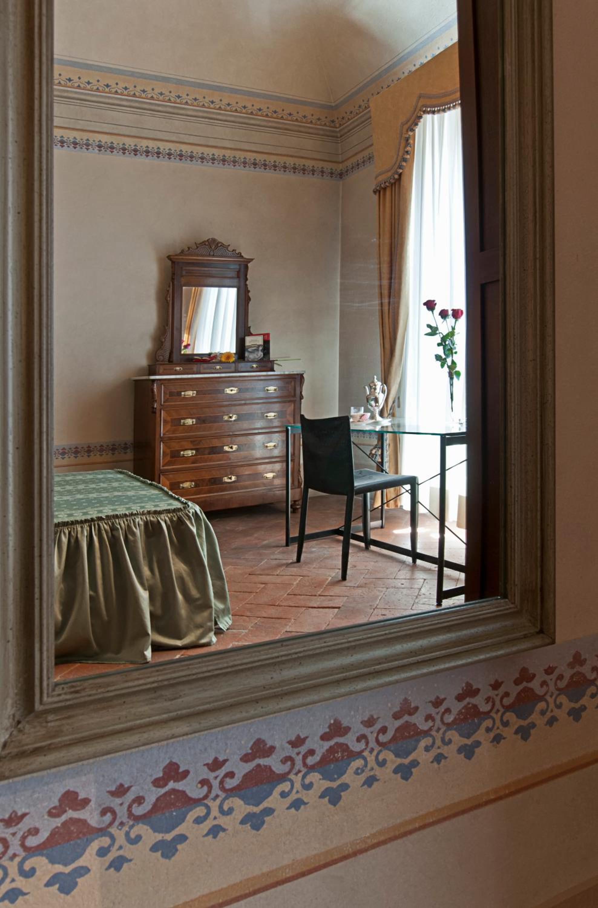 Double Room with Private External Bathroom photo 3