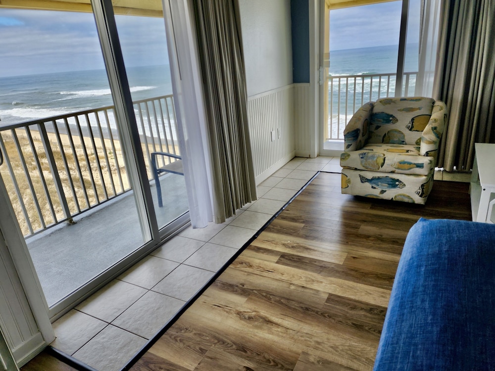 Standard Oceanfront Suite