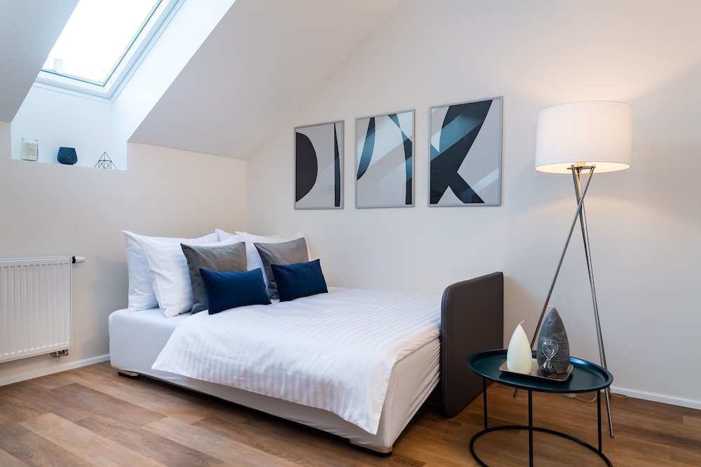Luxury Apartment, Multiple Beds