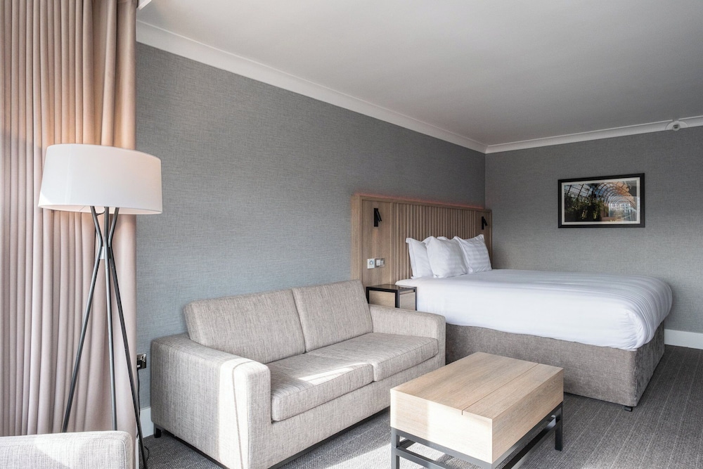 Junior Suite, 1 King Bed with Sofa bed (Super King, Quay View) - Photo 5