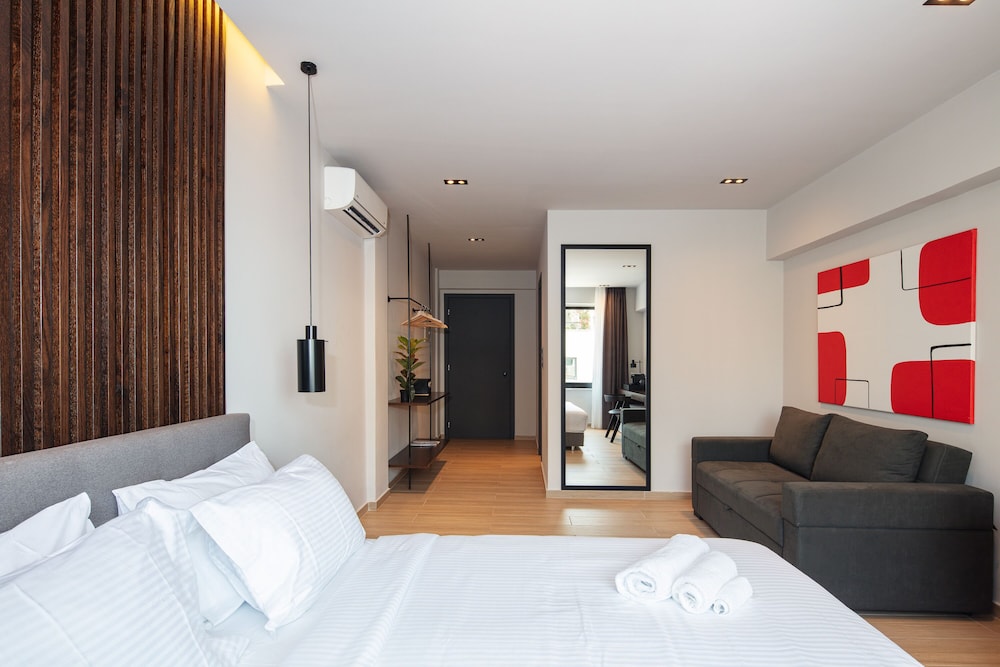 Deluxe Double Room, City View photo 3