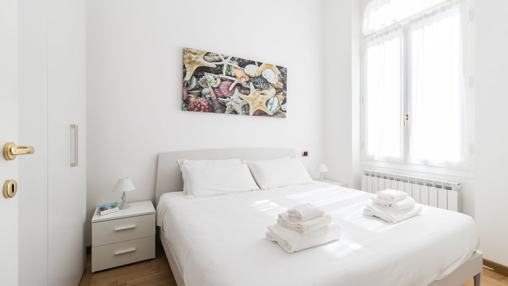 Classic Apartment photo 1