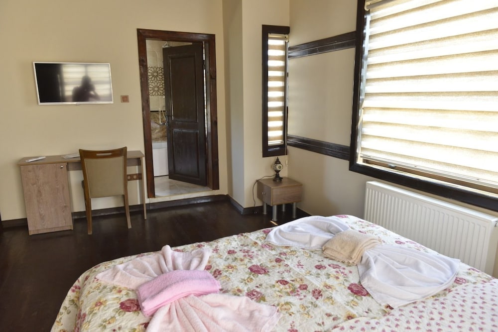 Standard Double Room photo 1