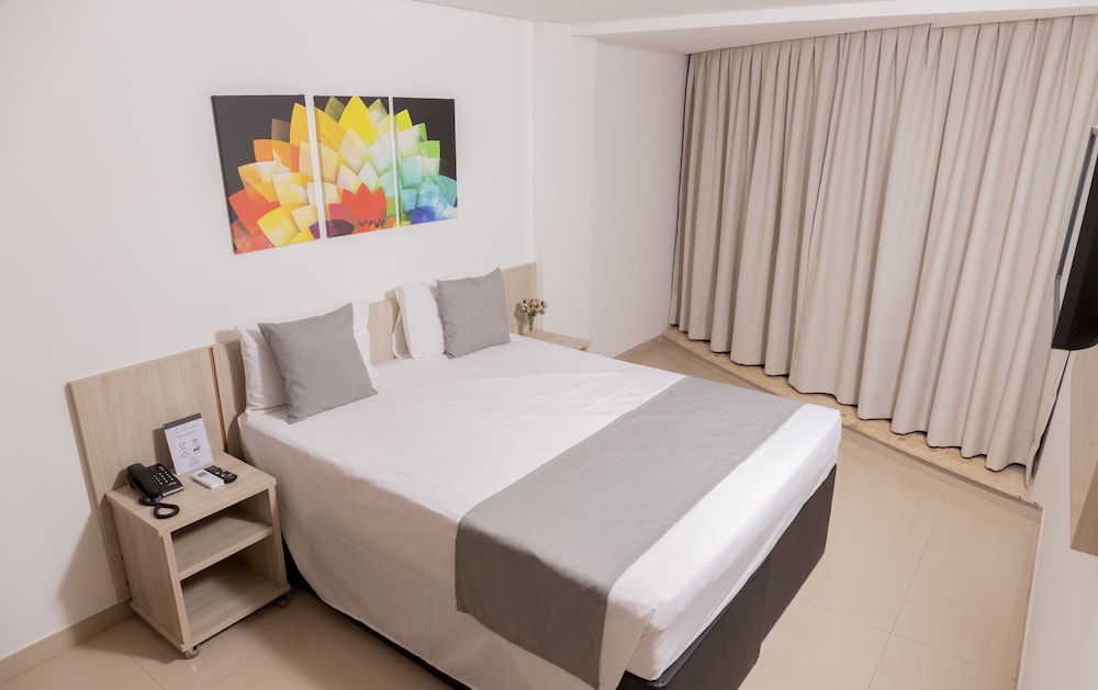 Standard Double or Twin Room - Photo 1