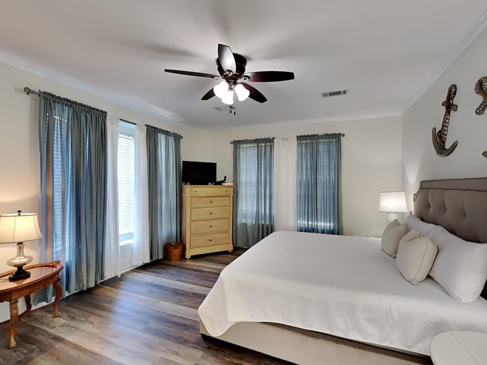 House, Multiple Beds, Balcony, Ocean View