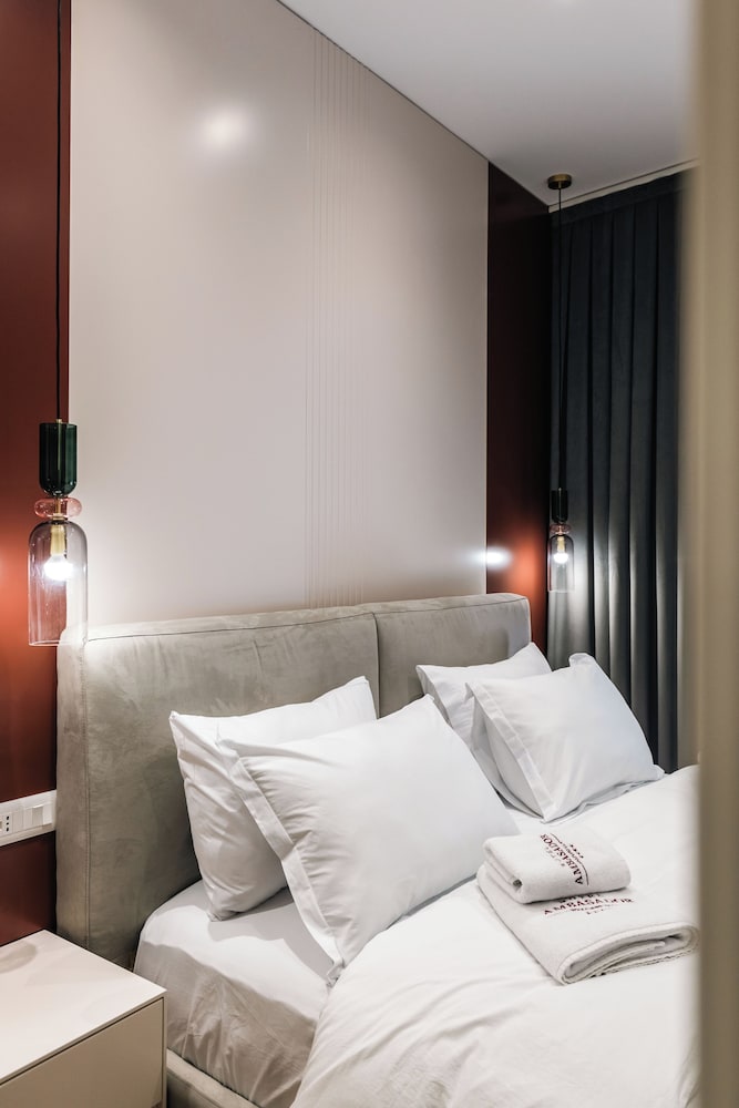 Deluxe Double Room with French Balcony
