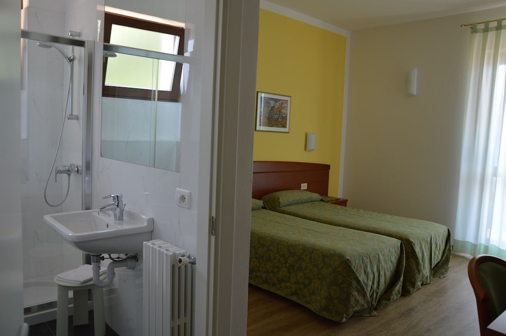 Classic Double Room photo 1