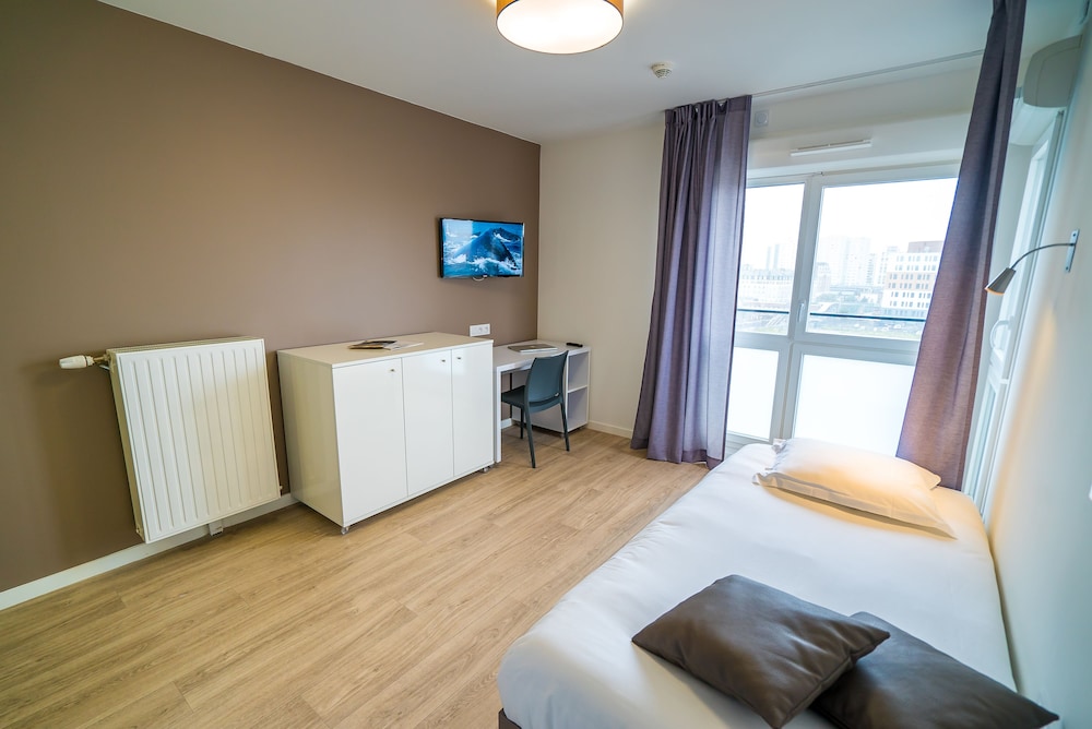 Economy Studio (Single Bed)