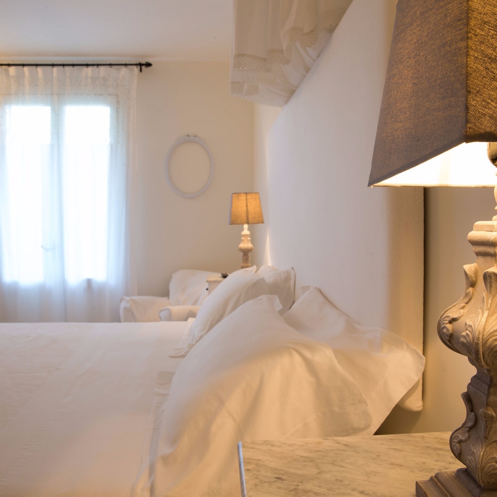 Superior Room - Photo 2
