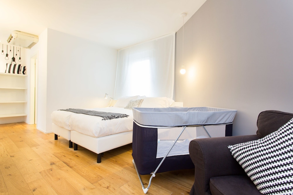 Deluxe Quadruple Room - Photo 12
