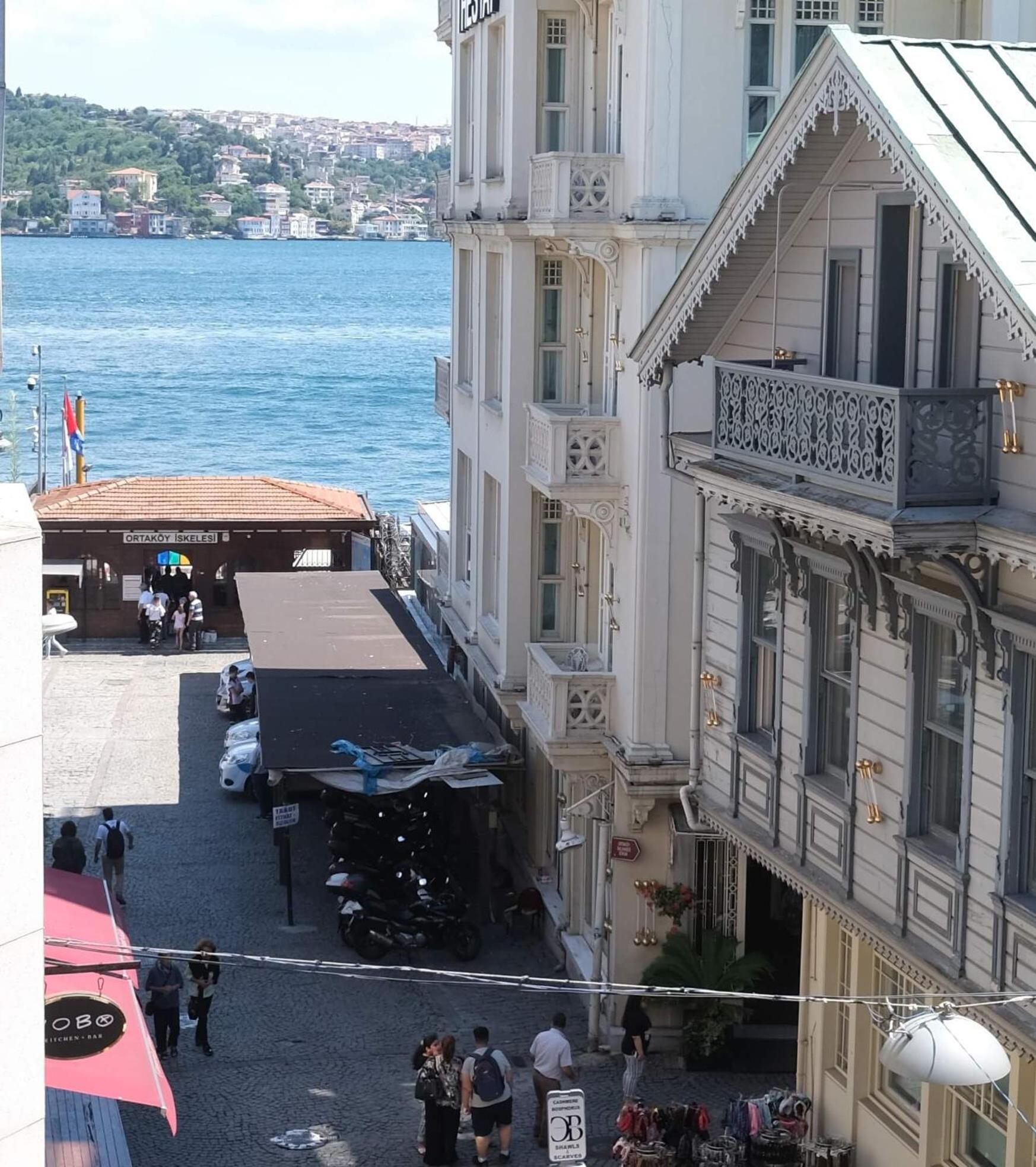 Deluxe Double Room With Balcony photo 2