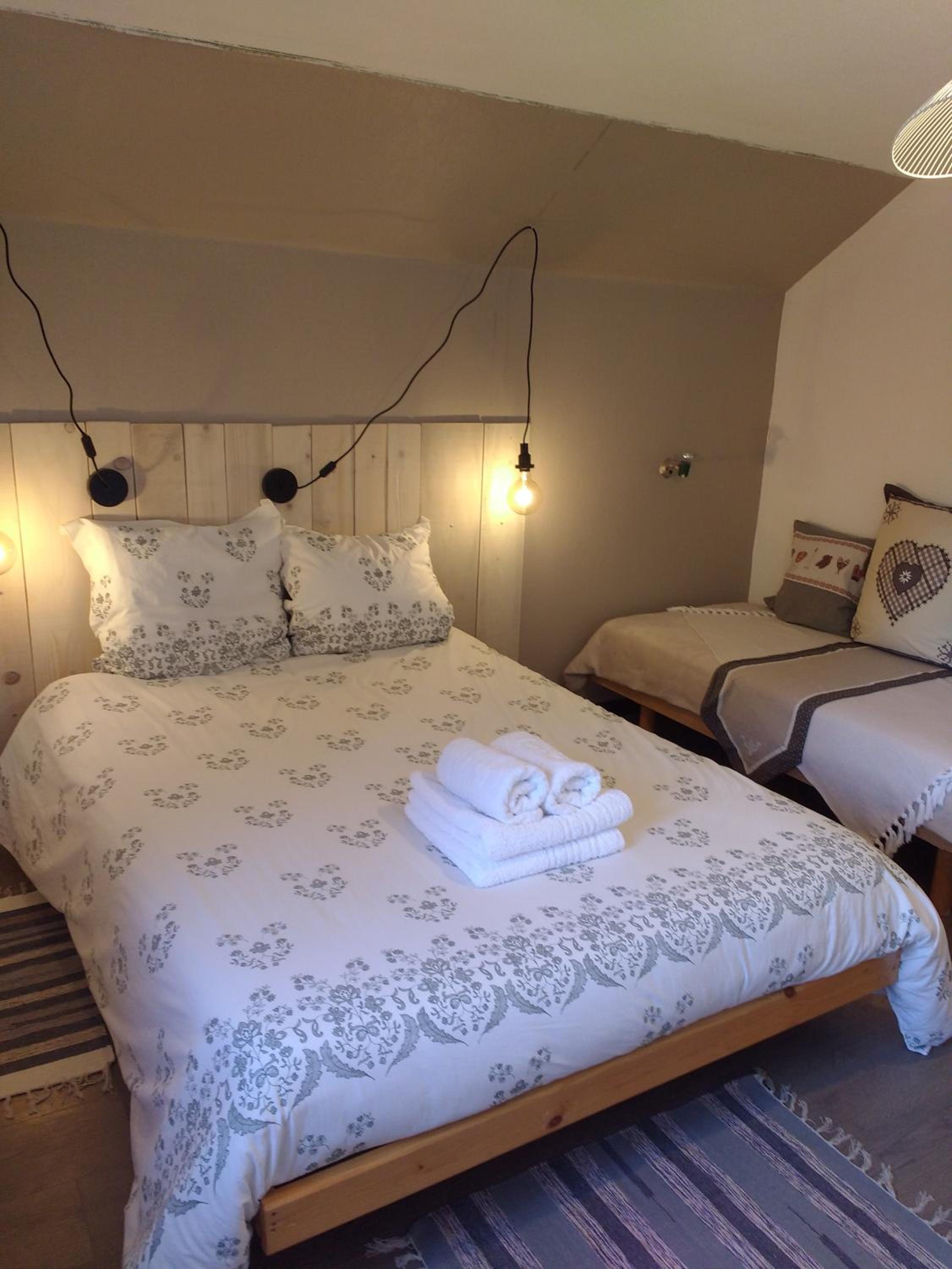 Triple Room with Private Bathroom